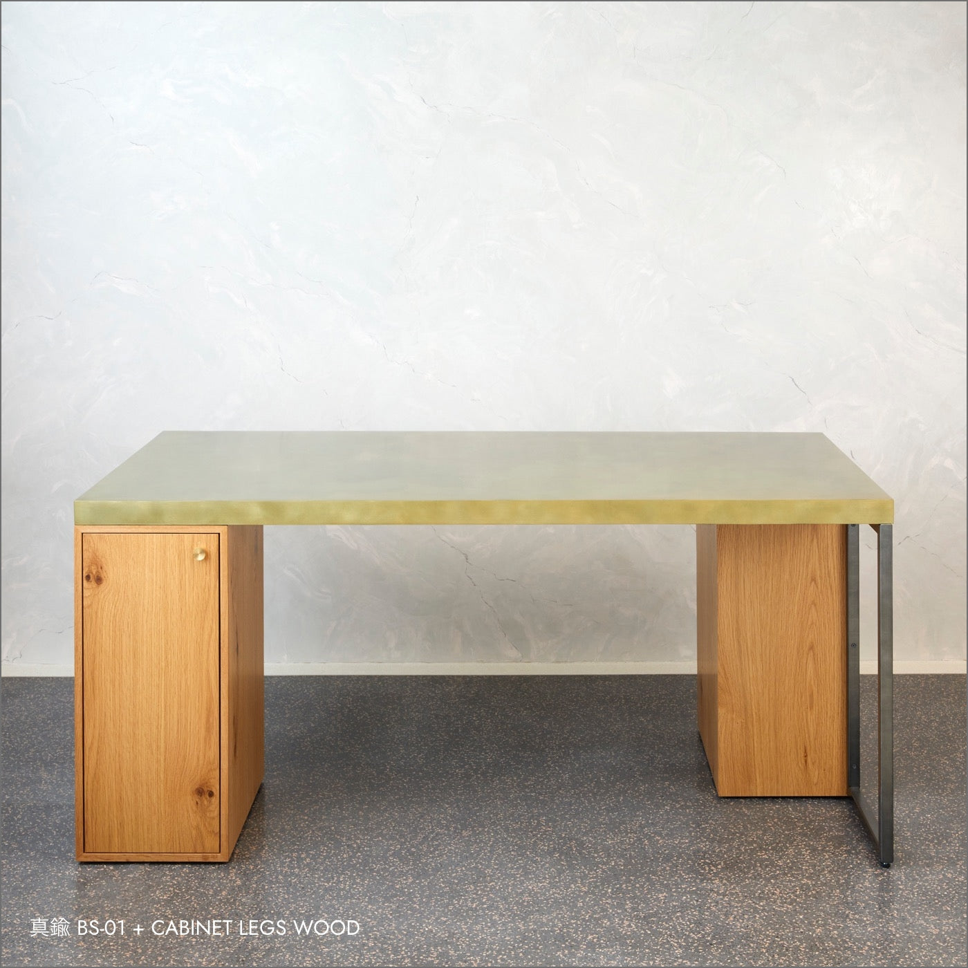 COLOR'U:VEROMETAL DINING TABLE with CABINET LEGS WOOD コロル ヴェロメタル ダイニングテーブル