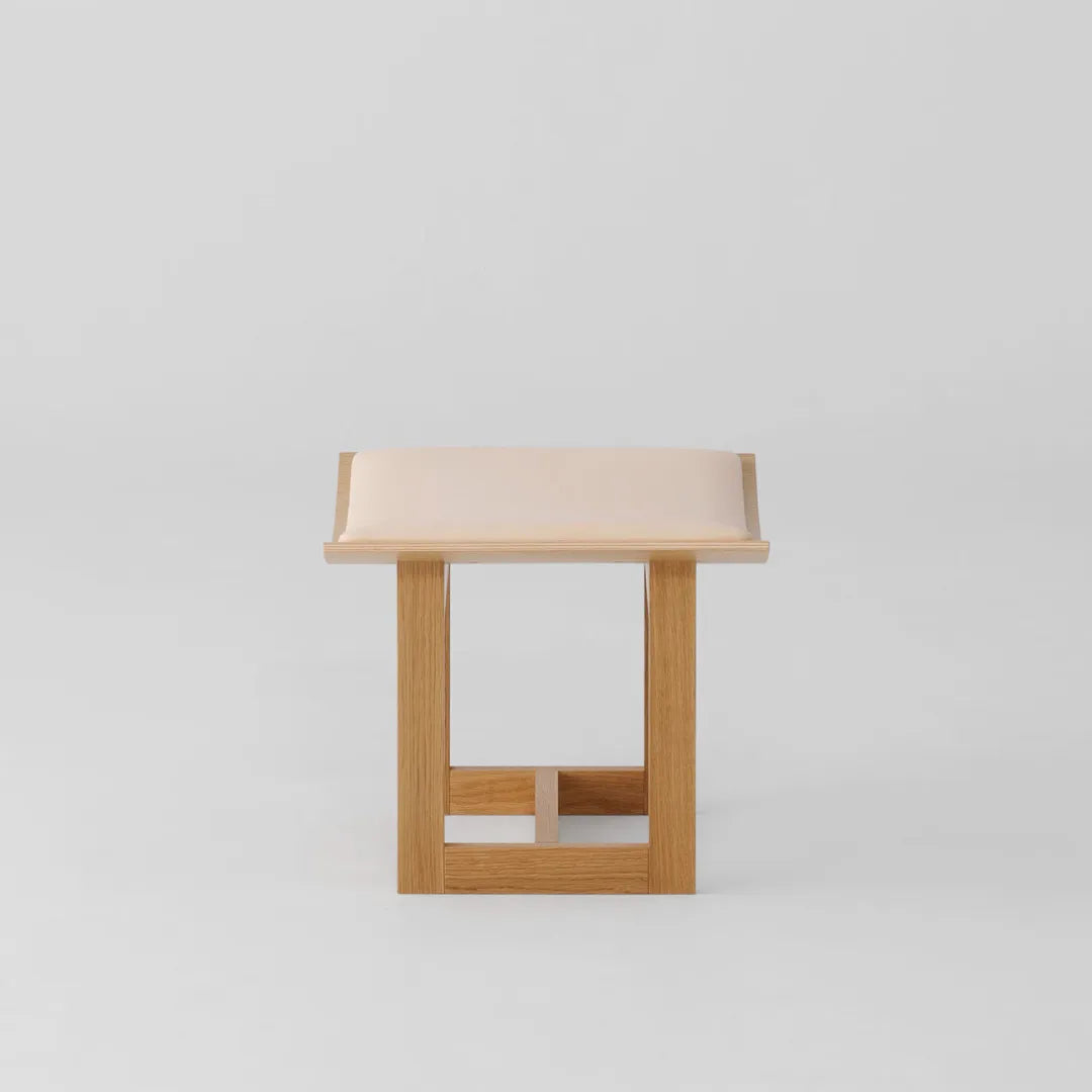 Makuri Ottoman(upholstered seat)
