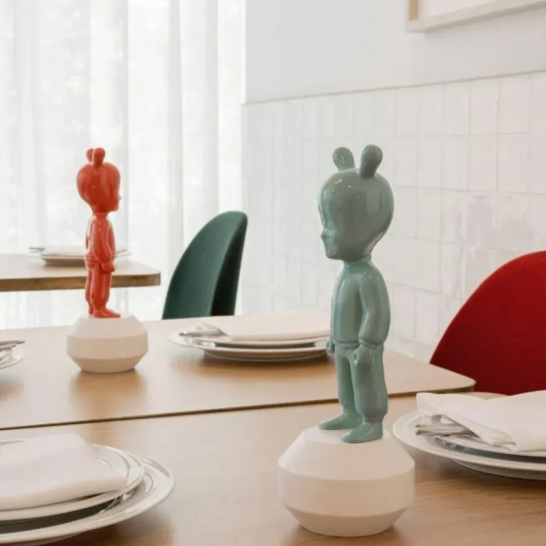 LLADRO:The Red Guest リヤドロ アートフィギュア ザ・ゲスト
