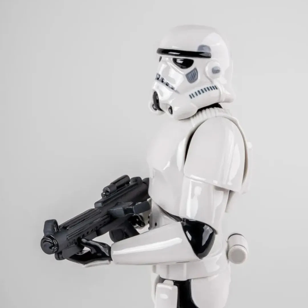 LLADRO:Stormtrooper by STAR WARS リヤドロ ストームトルーパー by スターウォーズ