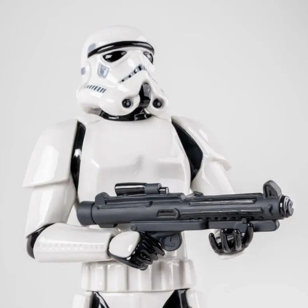 LLADRO:Stormtrooper by STAR WARS リヤドロ ストームトルーパー by スターウォーズ
