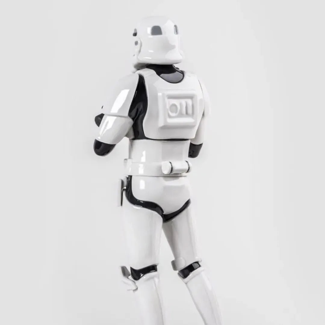 LLADRO:Stormtrooper-2 by STAR WARS リヤドロ ストームトルーパー 2 by スターウォーズ