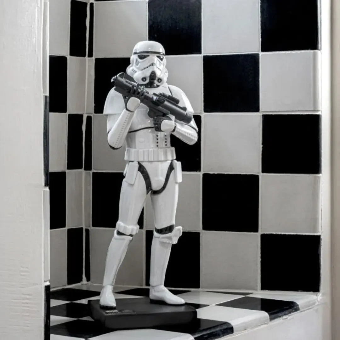 LLADRO:Stormtrooper-2 by STAR WARS リヤドロ ストームトルーパー 2 by スターウォーズ
