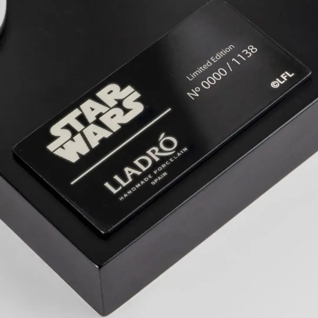 LLADRO:Stormtrooper-2 by STAR WARS リヤドロ ストームトルーパー 2 by スターウォーズ