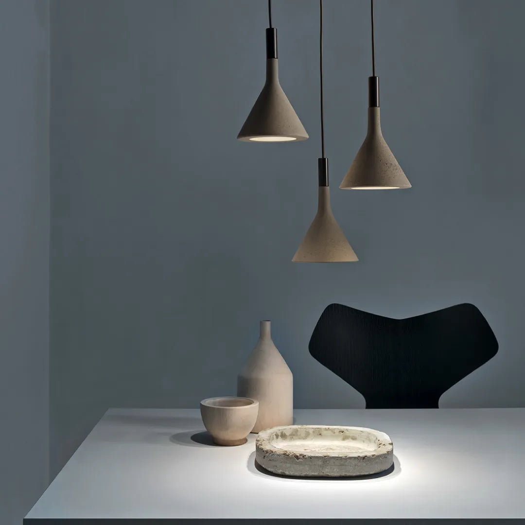 FOSCARINI Aplomb mini ペンダントランプ コーディネート画像