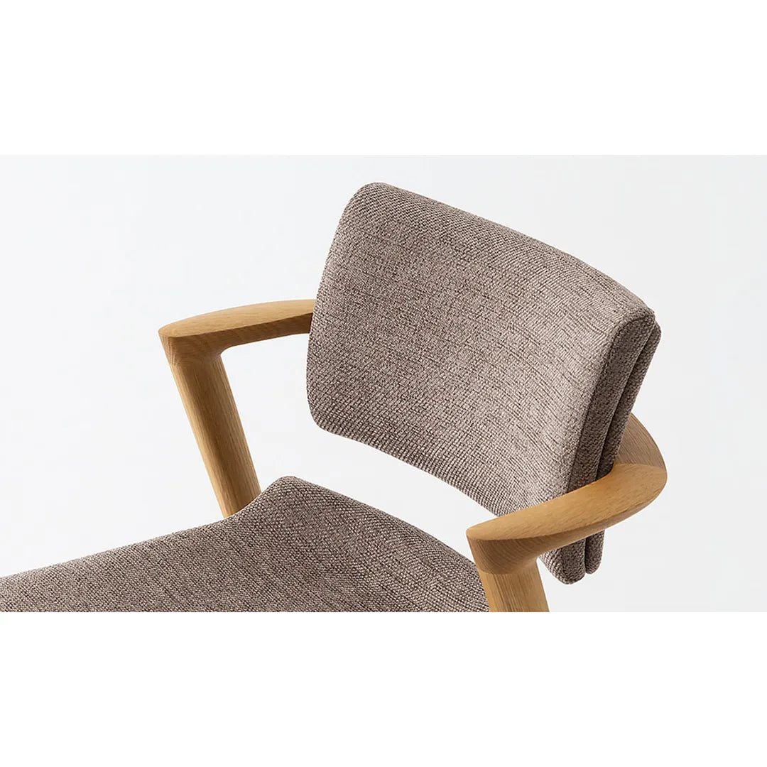 SEOTO-EX Semi Armchair OK(upholstered seat)